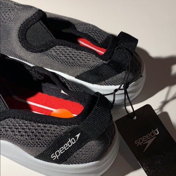 womens water shoes size 7